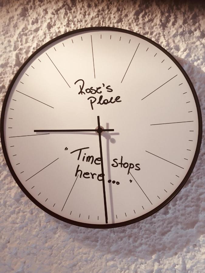 Rose'S Place Ártemida Kültér fotó