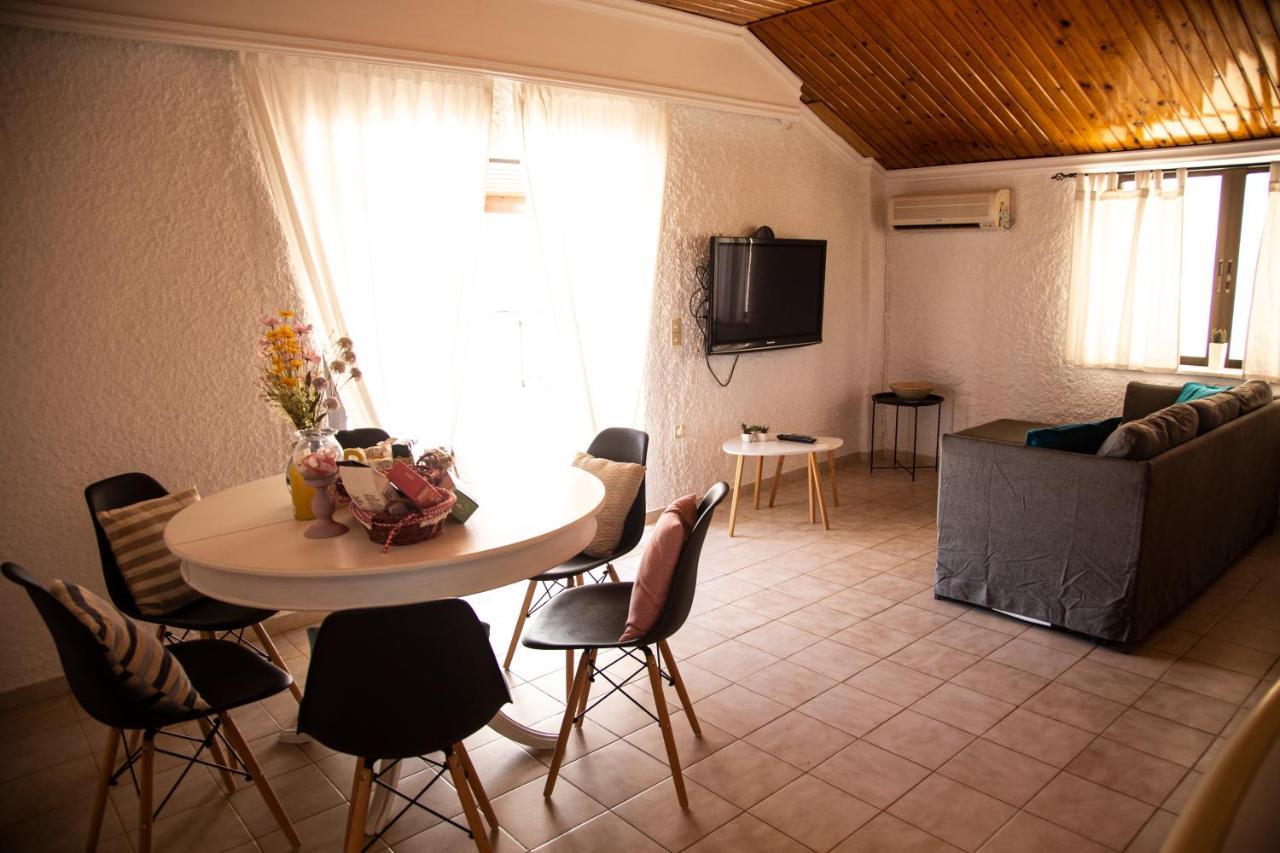 Rose'S Place Ártemida Kültér fotó